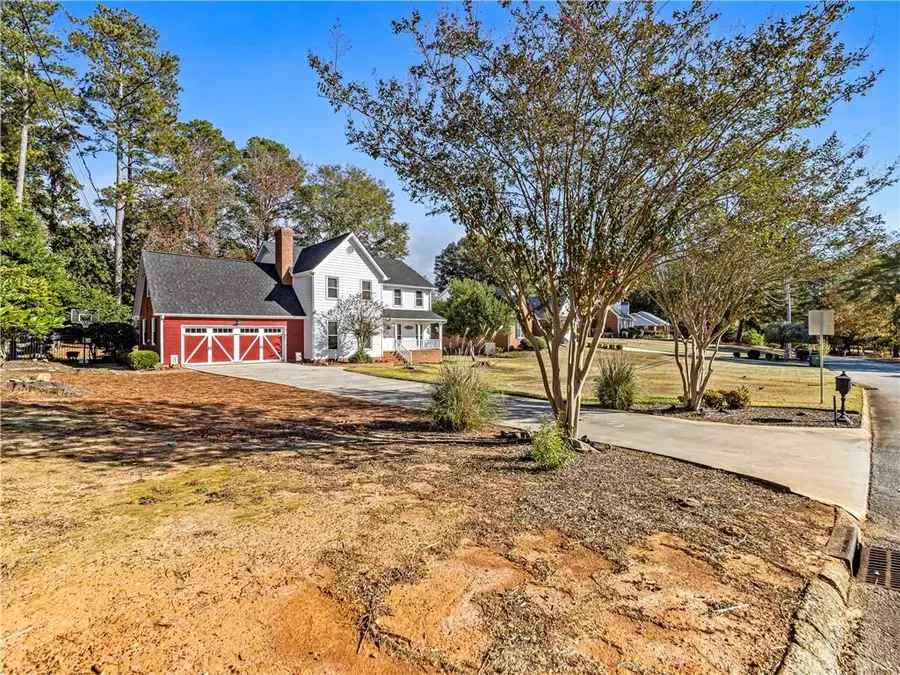 215 Pineywood Road, Griffin, GA 30224 - Image #2