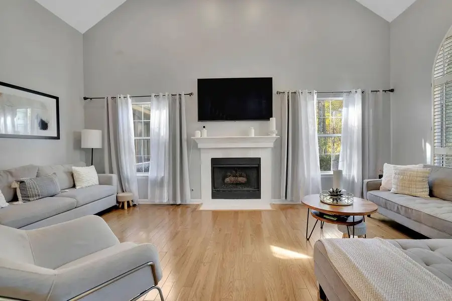 10945 Pinehigh Drive, Alpharetta, GA 30022 - Image #3