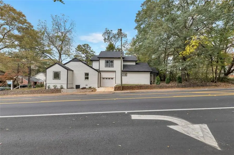 208 Watson Circle Se, Atlanta, GA 30317 - Image #2