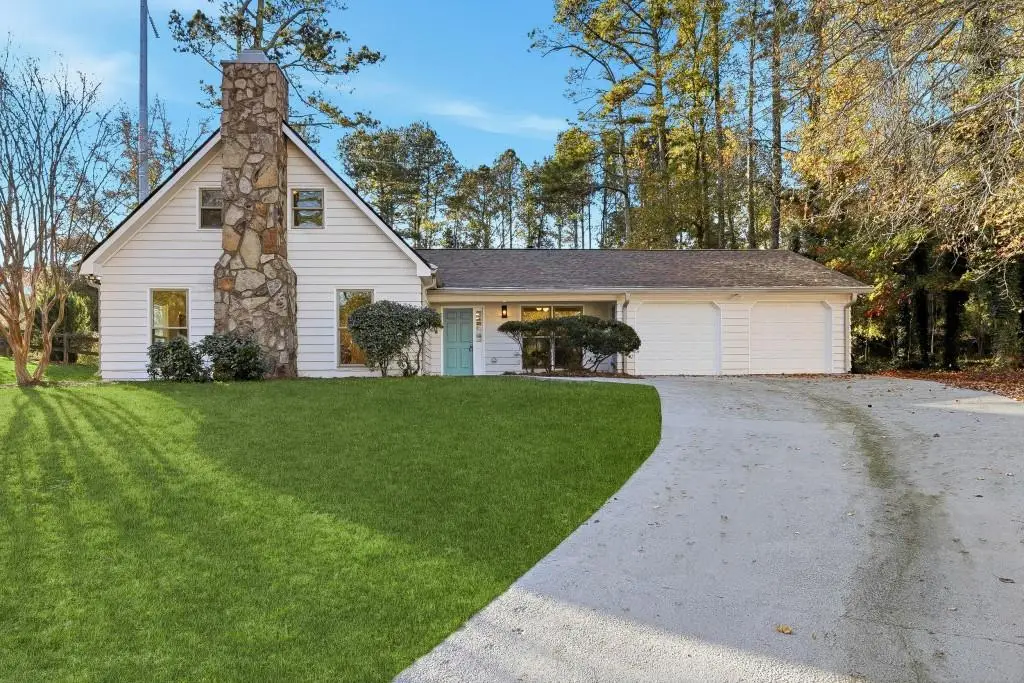 4146 Chimney Lake Drive Ne, Roswell, GA 30075 - Image #1