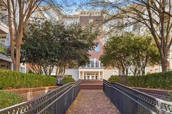 3635 E Paces Cir #1103, Atlanta, GA 30326