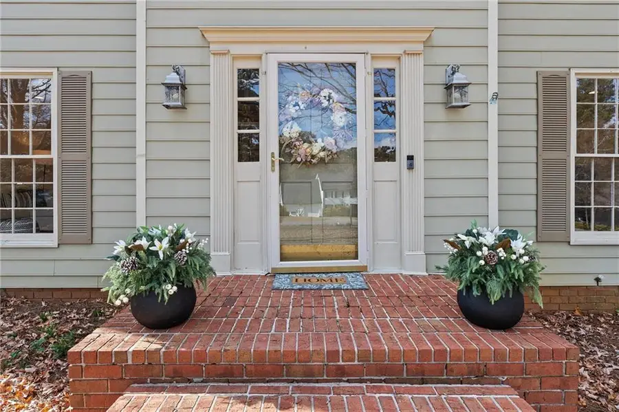 1056 Dunhill Drive Se, Marietta, GA 30067 - Image #2