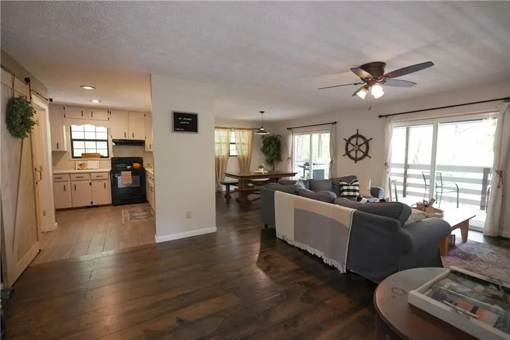 1071 Sandy Run Drive, Sparta, GA 31087 - Image #1