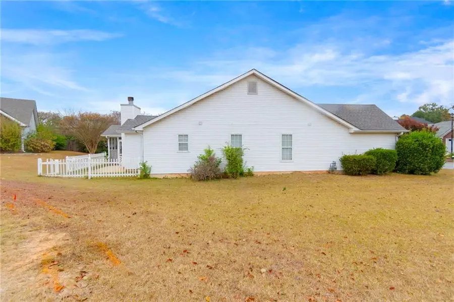 37 Greentree Drive, Newnan, GA 30265 - Image #3