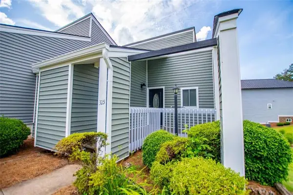 325 Berry Court, Villa Rica, GA 30180