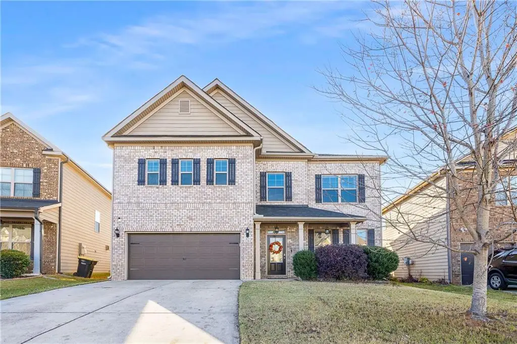 300 Palm Springs Circle, Fairburn, GA 30213 - Image #1