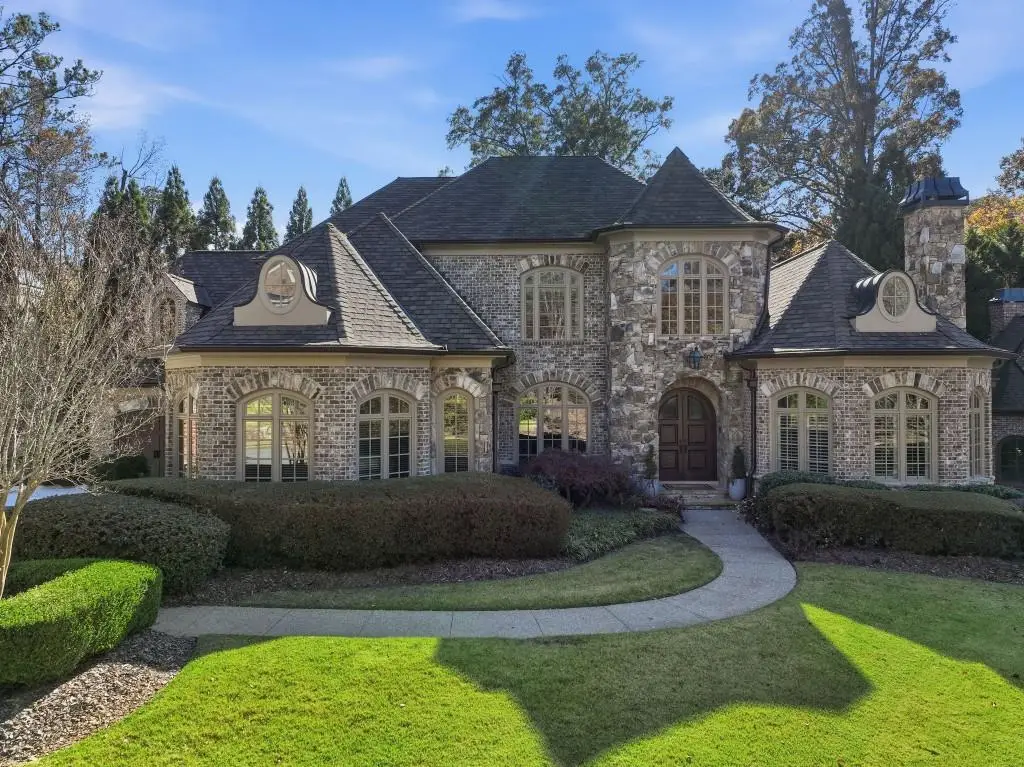 841 Camden Park Court Ne, Atlanta, GA 30342 - Image #1