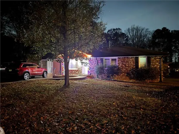 518 Shady Lane, Forest Park, GA 30297