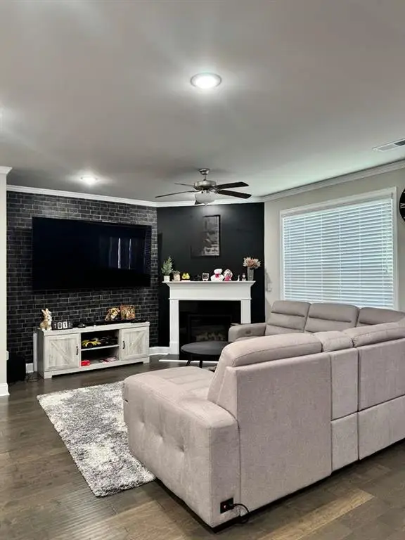 2215 Manor Pointe Drive, Cumming, GA 30041 - Image #2