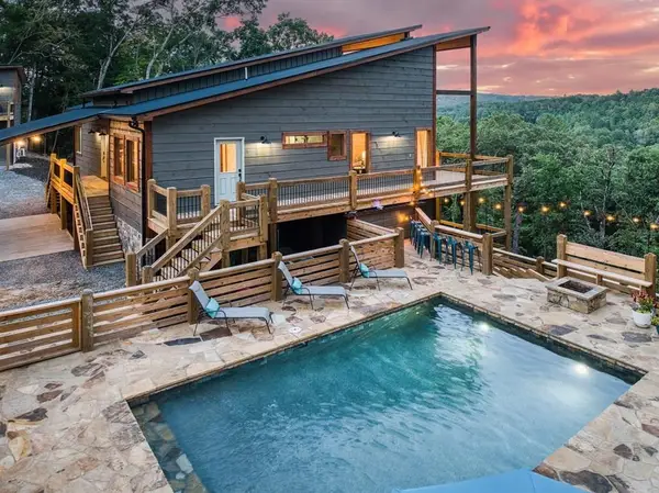 381 Mountain Rivers Lane, Mineral Bluff, GA 30559