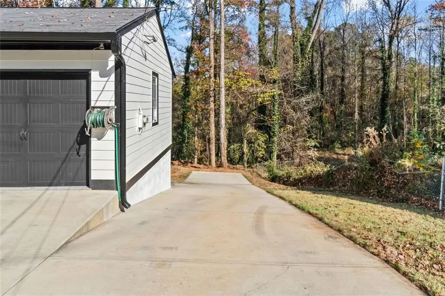 1018 Fellsridge Court, Stone Mountain, GA 30083 - Image #2