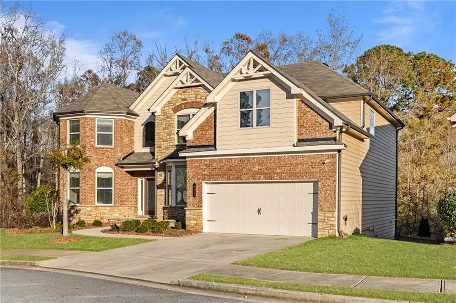 957 Pont Du Gard Ct, Buford, GA 30518 - Image #2