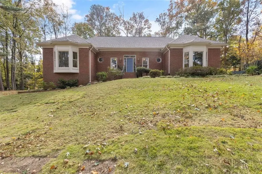 5768 Lost Grove Drive Nw, Lilburn, GA 30047 - Image #3