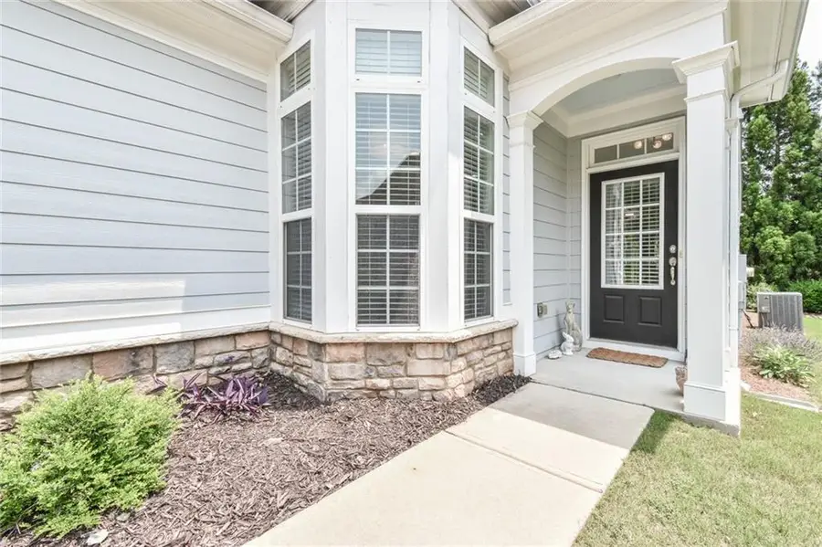 6233 Greenstone Circle, Hoschton, GA 30548 - Image #2