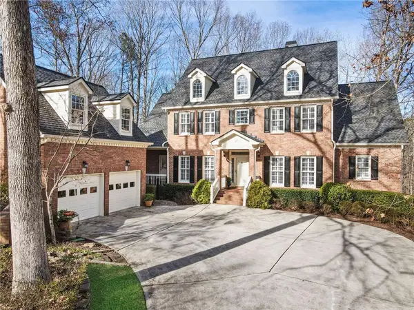 1505 Runnymede Court Sw, Lilburn, GA 30047