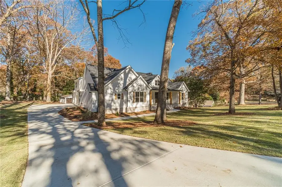 327 Pine Circle, Monroe, GA 30655 - Image #2