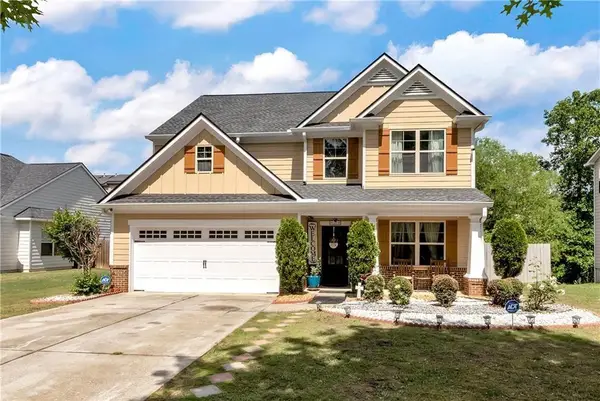 493 Pebble Chase Lane, Lawrenceville, GA 30044