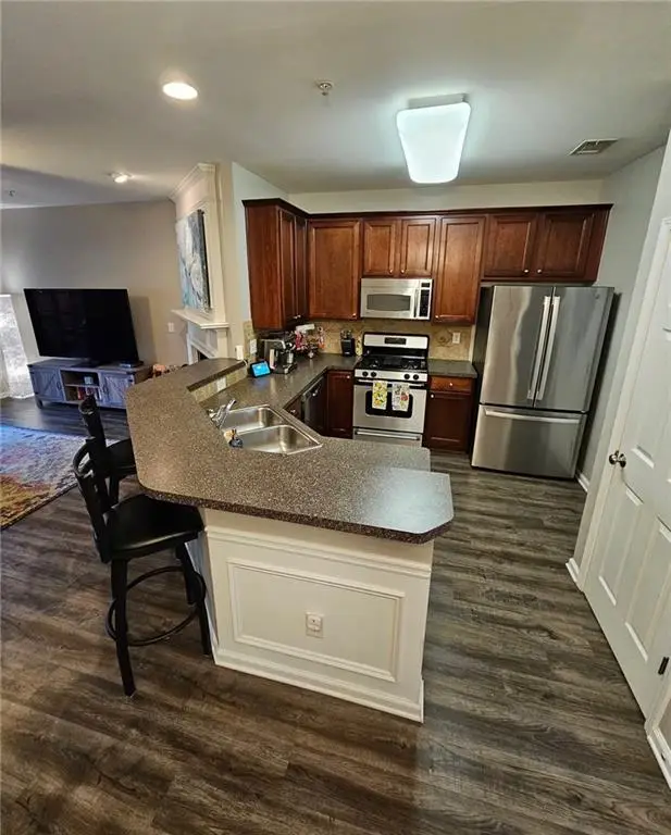 202 Kigian Trail, Woodstock, GA 30188 - Image #2