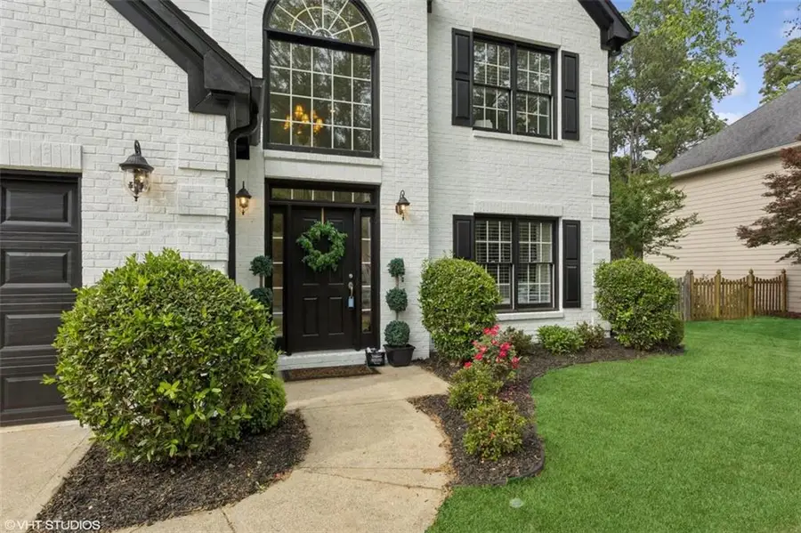 230 Bluff Oak Drive, Roswell, GA 30076 - Image #3