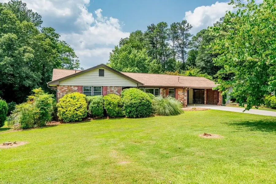 3854 Ridgewood Drive Se, Smyrna, GA 30080 - Image #2