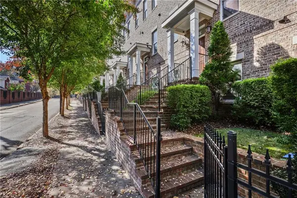 336 Brownstones Circle Ne, Atlanta, GA 30312