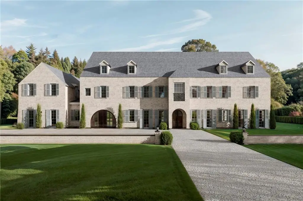 261 King Road Nw, Atlanta, GA 30342 - Image #1