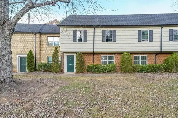 400 Winding River Drive #E, Atlanta, GA 30350