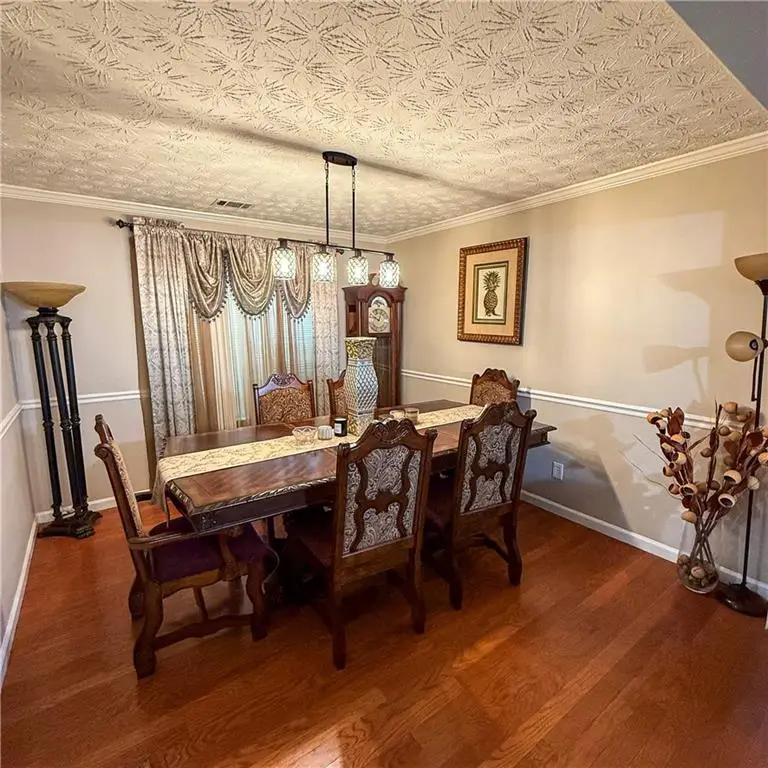 1110 Meadow Walk Avenue, Lawrenceville, GA 30044 - Image #2