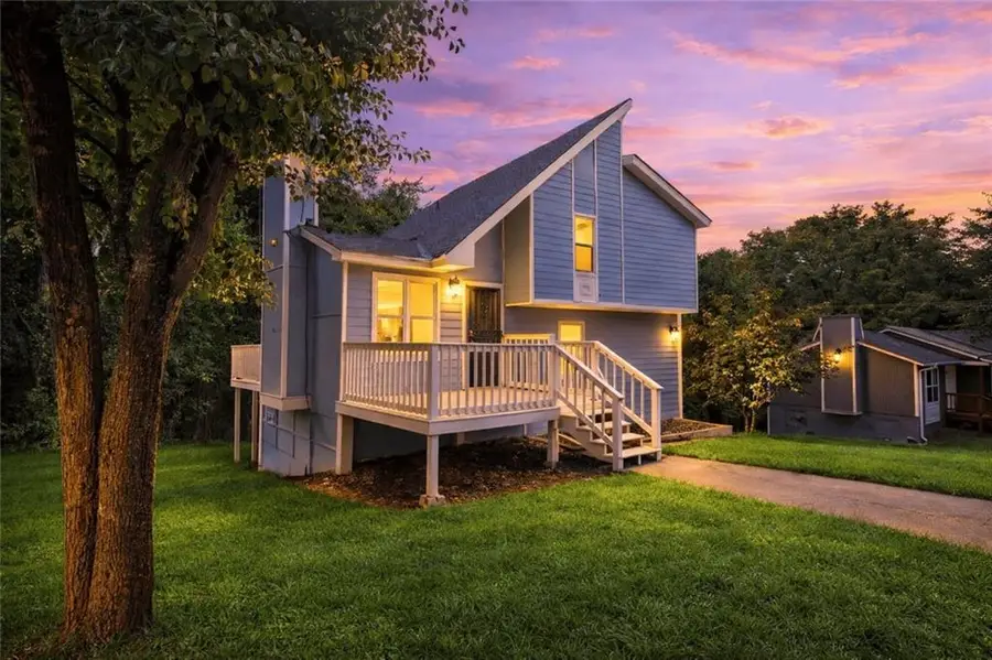 1139 Mainstreet Valley Drive, Stone Mountain, GA 30088 - Image #2