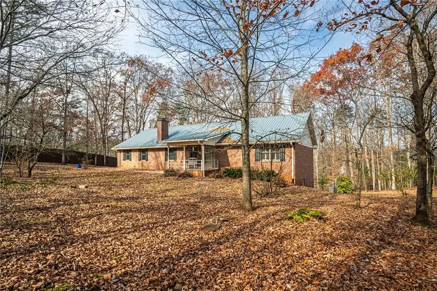 323 Mccartan Trail, Clarkesville, GA 30523 - Image #2