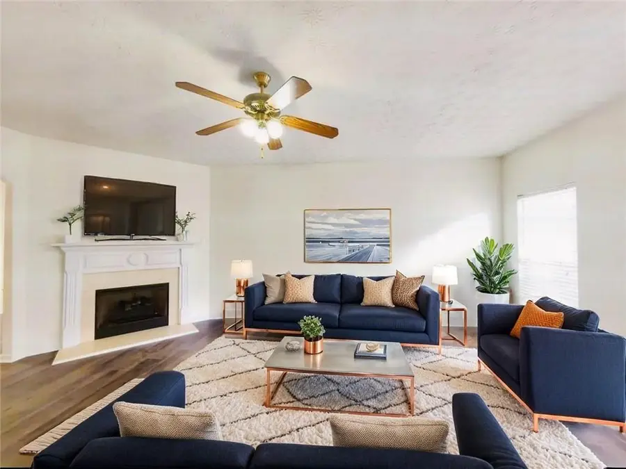 619 Kenridge Way, Suwanee, GA 30024 - Image #3