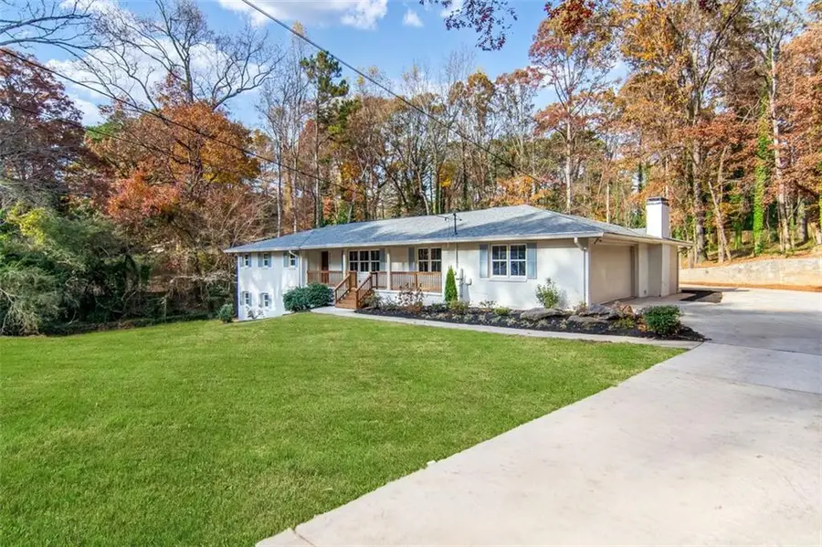 4956 Mountclaire Road, Stone Mountain, GA 30087 - Image #3