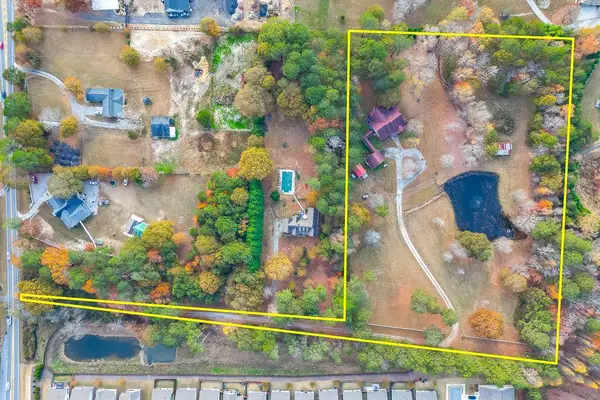 525 Cooper Road, Loganville, GA 30052