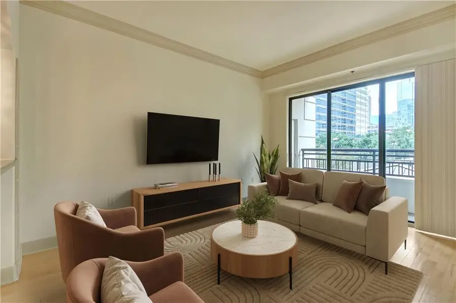 3445 Stratford Road Ne #305, Atlanta, GA 30326 - Image #2