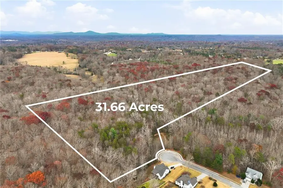 4765 Warwick Drive, Gainesville, GA 30506 - Image #2