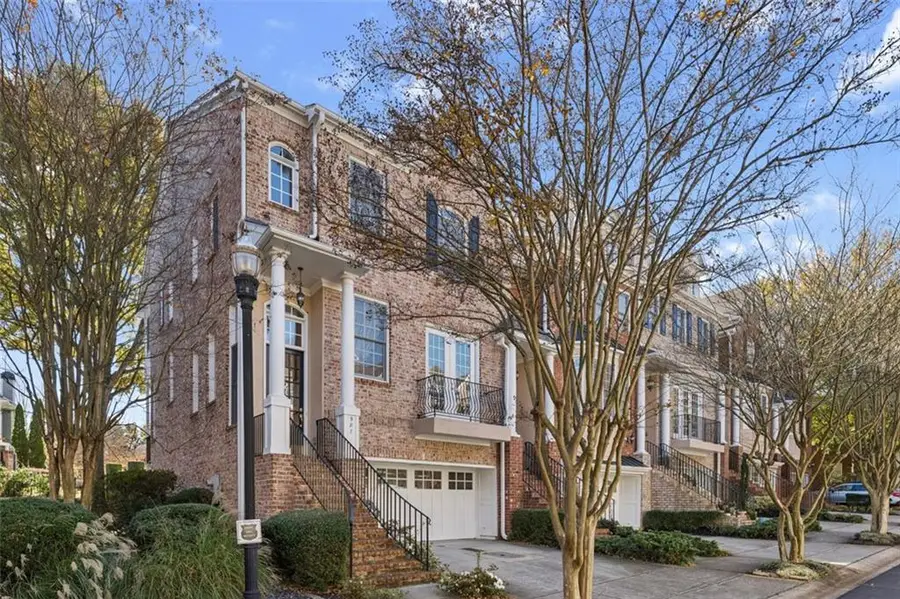 987 Emory Parc, Decatur, GA 30033 - Image #2
