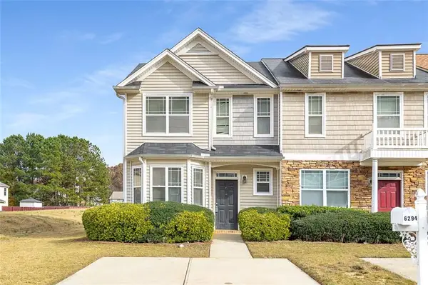 6294 Ellenwood Drive, Rex, GA 30273