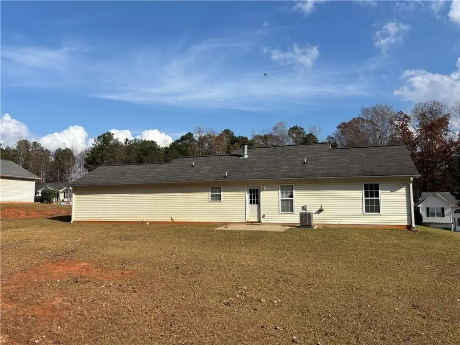 404 Thorn Thicket Drive, Rockmart, GA 30153 - Image #2