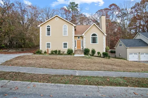 5705 Glandor Drive Se, Mableton, GA 30126