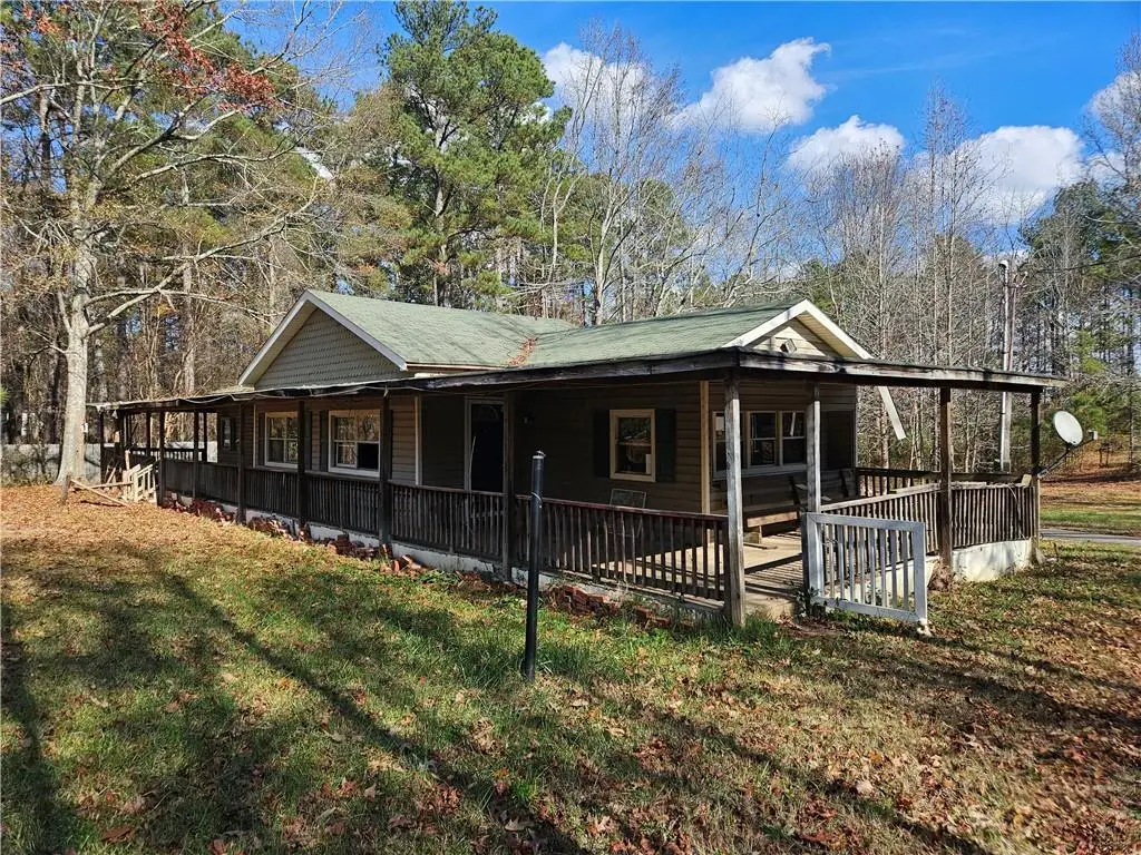 331 Mountain View Cir, Bremen, GA 30110 - Image #1