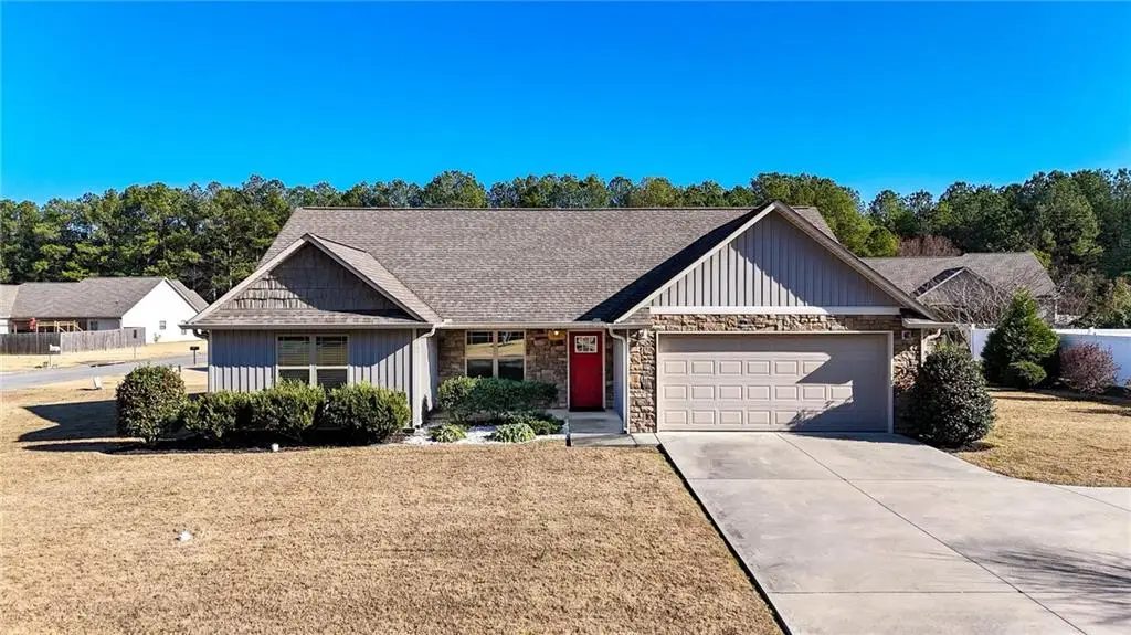 111 Koufax Drive Sw, Calhoun, GA 30701 - Image #1