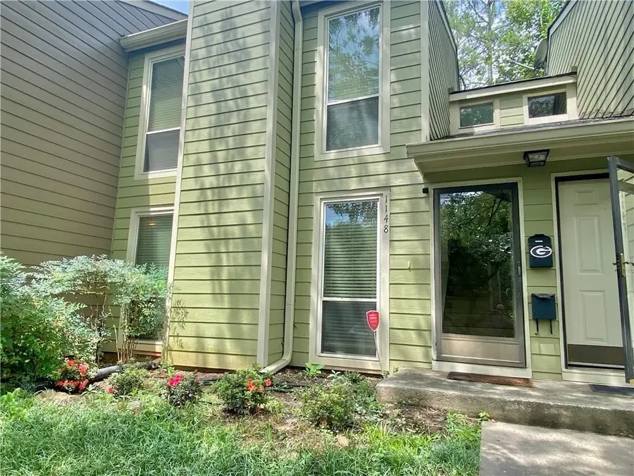 1148 Riverbend Club Drive Se, Atlanta, GA 30339 - Image #2