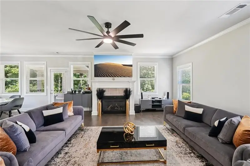 3167 Stonegate Drive Sw, Atlanta, GA 30331 - Image #2