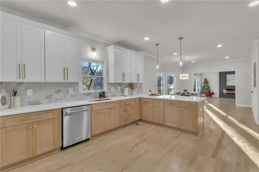 631 Braidwood Drive Nw, Acworth, GA 30101 - Image #2