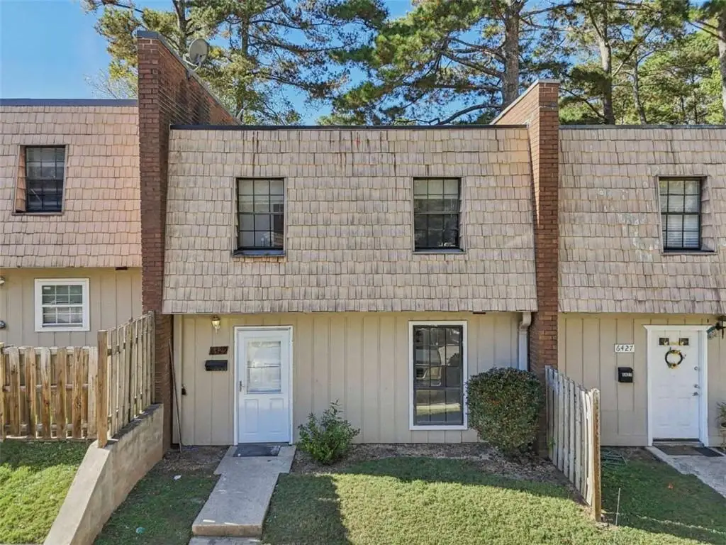 6429 Woodstone Way, Morrow, GA 30260 - Image #1