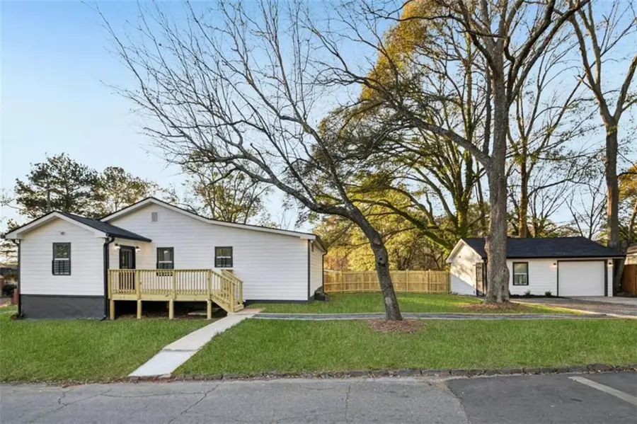 1539 Venetian Drive Sw, Atlanta, GA 30311 - Image #2