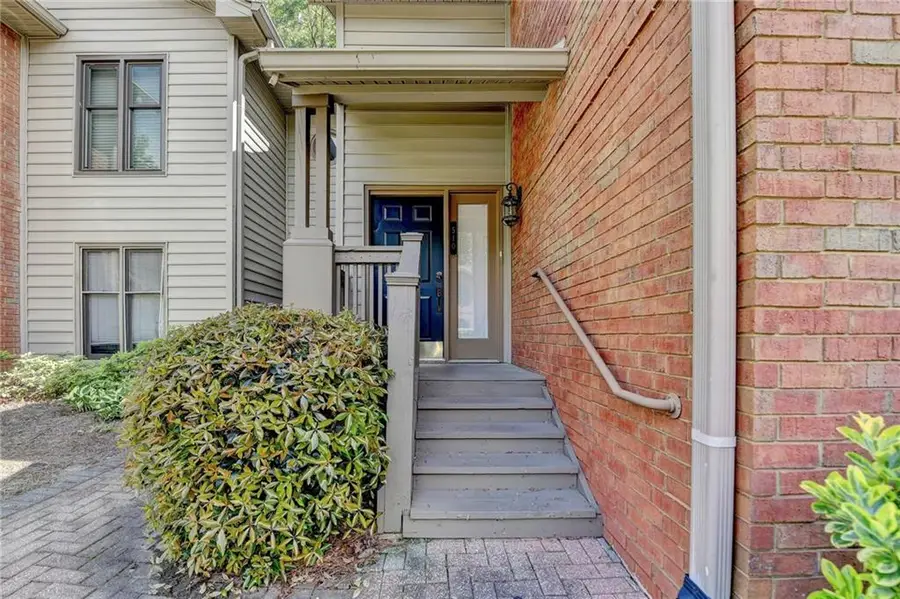 510 Garden Court, Atlanta, GA 30328 - Image #2