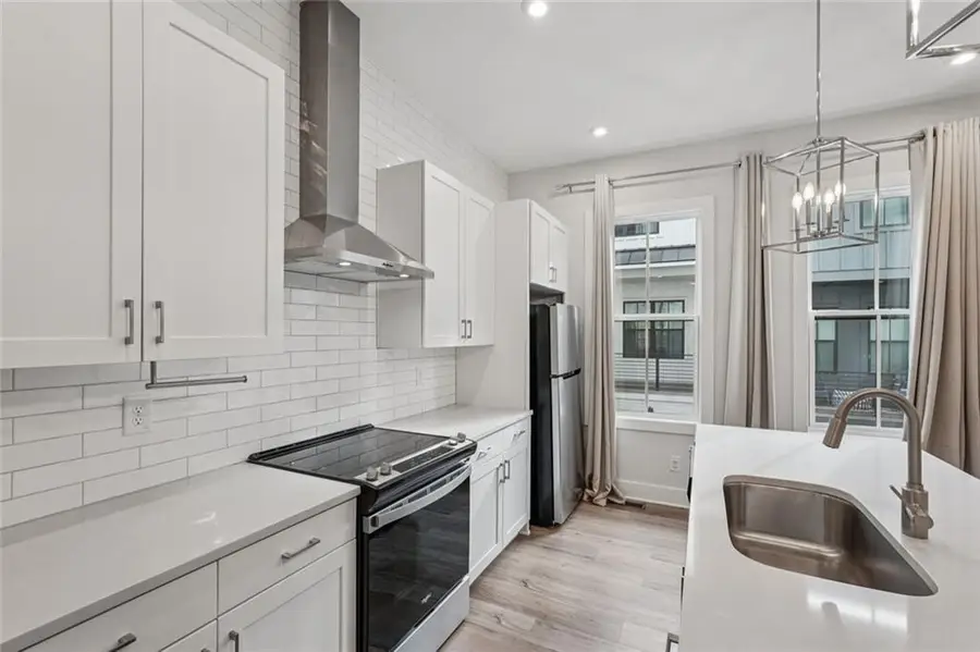 193 Chestnut Circle Ne #38, Atlanta, GA 30342 - Image #2