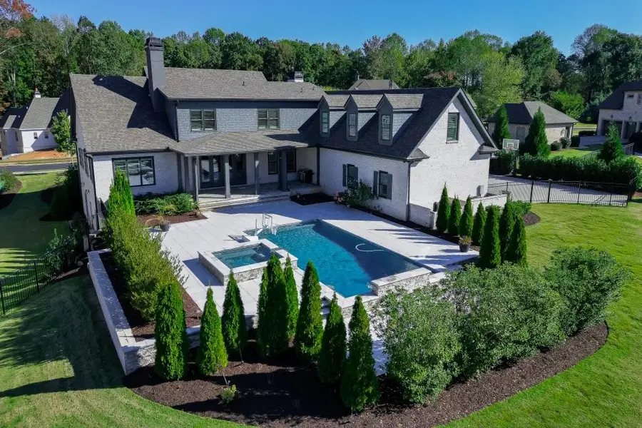 5377 Retreat Drive, Flowery Branch, GA 30542 - Image #2