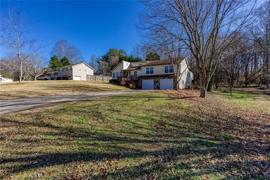 208 Windfield Drive, Woodstock, GA 30188 - Image #3